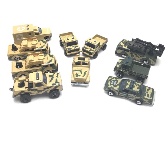 Collection of 10 Majorette Army Cars and Trucks - Picture 1 of 10